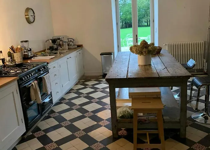 Historic Castle In The Heart Of Normandy Donnay