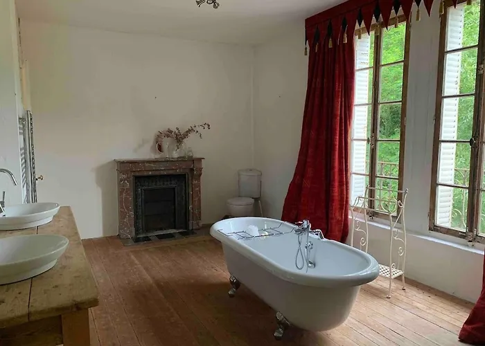 Holiday home Historic Castle In The Heart Of Normandy *