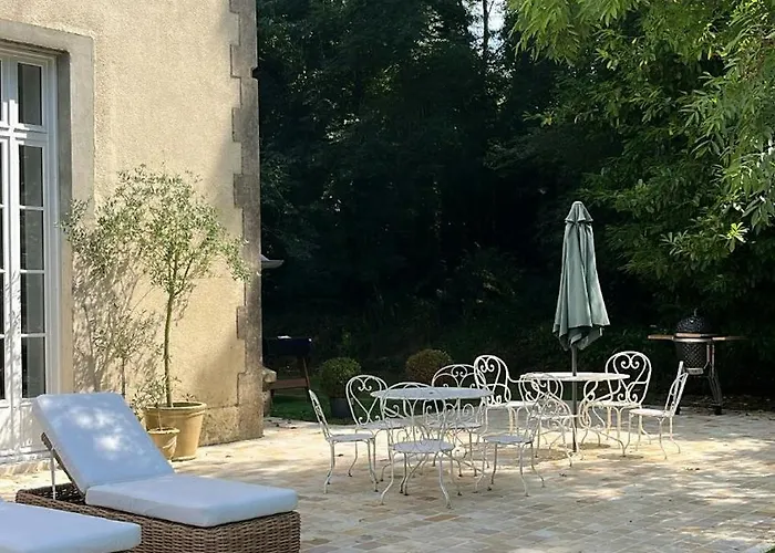 Historic Castle In The Heart Of Normandy * Donnay